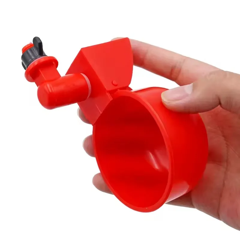 Kit 10 Bebedouro Automático para Galinha 65ml com Rosca 1/8 - Imagem 5